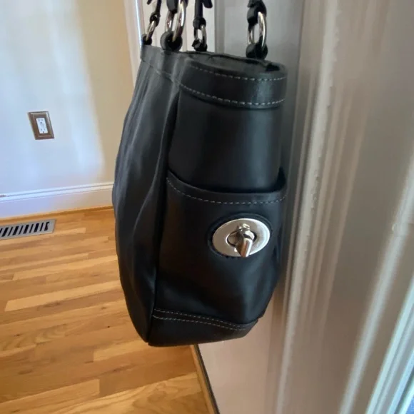 Coach East West Gallery Tote Leather Bag - Picture 6 of 16